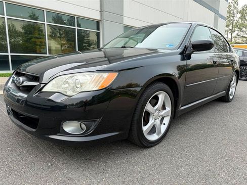 Used 2008 Subaru Legacy 2.5i Limited AWD/4WD image 2