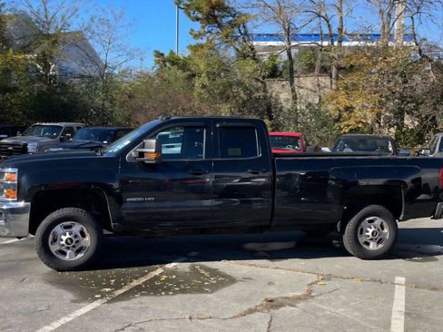 Used 2016 Chevrolet Silverado 2500 LT w/ LT Convenience Package image 3