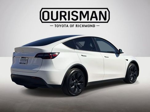 Used 2025 Tesla Model Y Long Range image 20