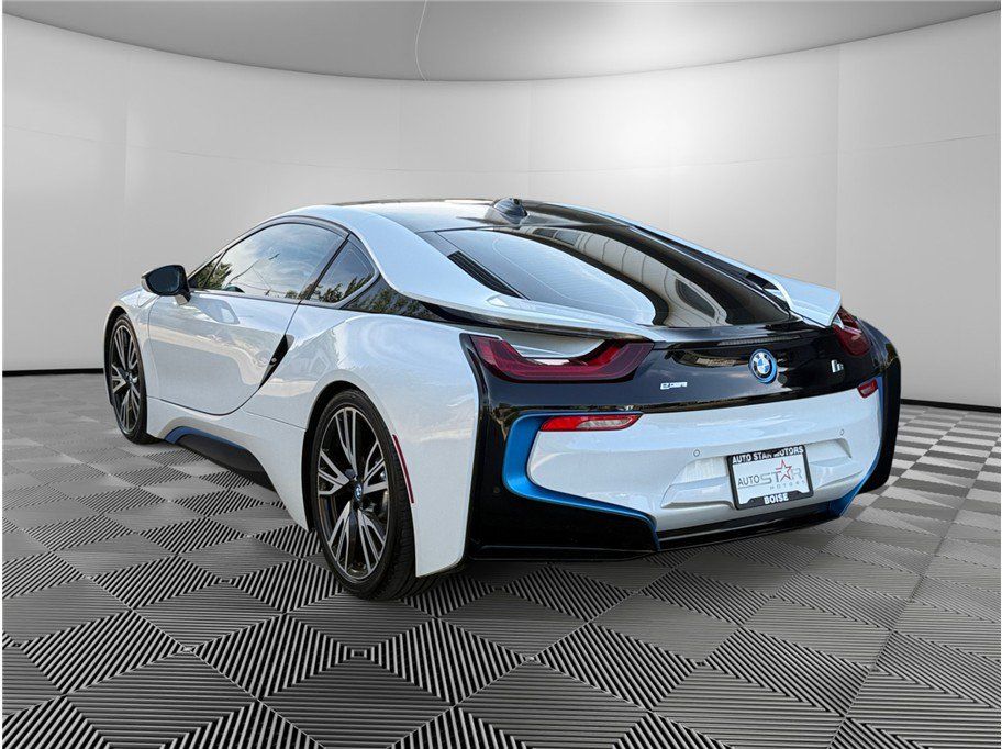 Used 2015 BMW i8 AWD/4WD image 3