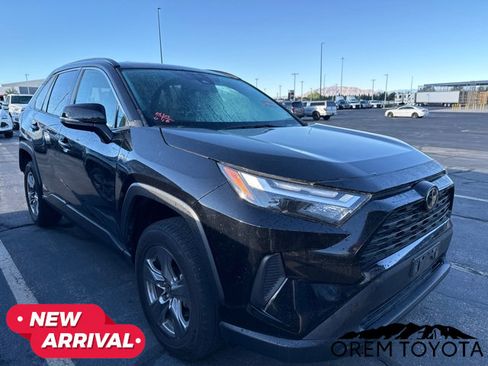 Used 2024 Toyota RAV4 XLE w/ Weather Package AWD/4WD image 16