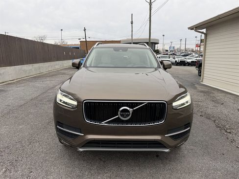 Used 2017 Volvo XC90 T5 Momentum image 4