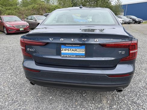Used 2020 Volvo S60 T5 Momentum FWD image 5