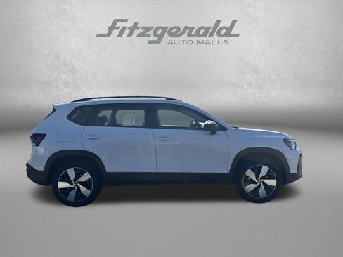 Used 2025 Volkswagen Taos S image 4