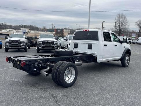 New 2026 RAM 5500 Tradesman w/ Chrome Appearance Group AWD/4WD image 8