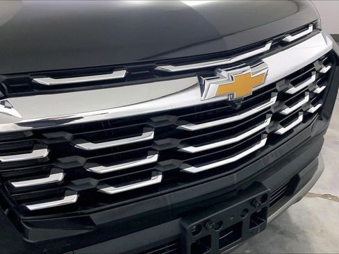 Used 2025 Chevrolet Equinox LT w/ Convenience Package II image 28