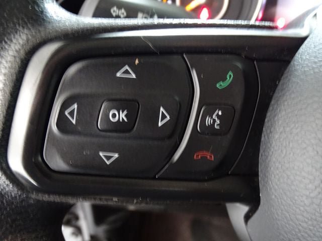Used 2022 Jeep Gladiator Sport AWD/4WD image 7