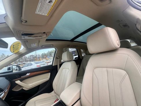 Used 2022 Audi Q5 2.0T Premium Plus w/ Premium Plus Package AWD/4WD image 29