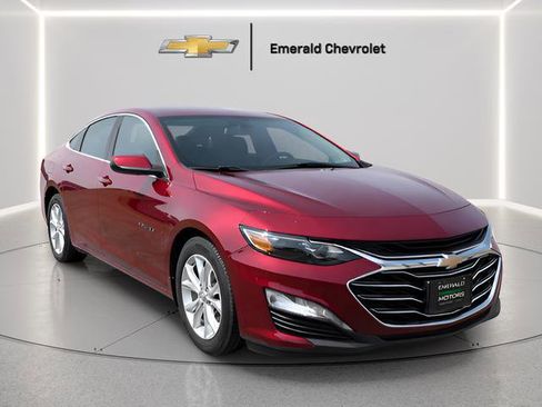 Used 2019 Chevrolet Malibu LT image 1