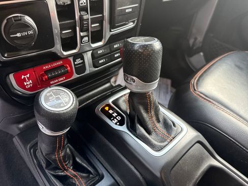 Used 2021 Jeep Gladiator Mojave image 24