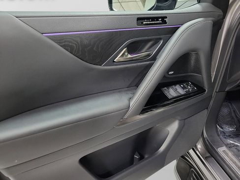Used 2024 Lexus LX 600 4WD w/ Interior Upgrade Package image 12
