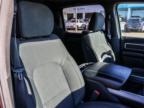 Used 2019 RAM 1500 Big Horn image 18