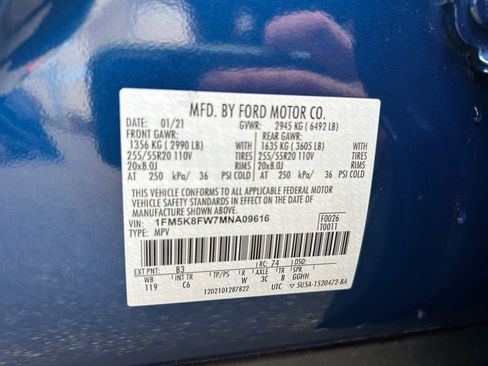 Used 2021 Ford Explorer Limited w/ Hybrid Equipment Group 310A image 34