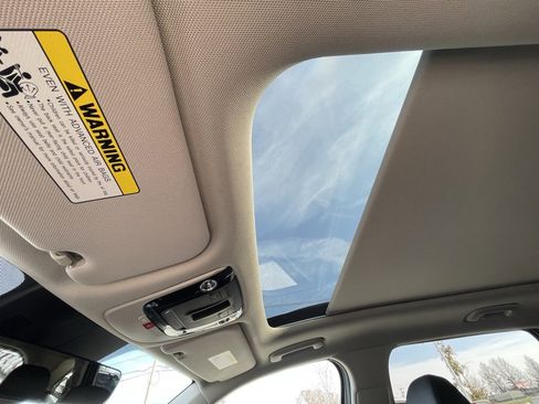 New 2026 Kia Sorento X-Line EX image 24