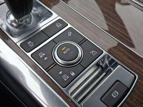 Used 2019 Land Rover Range Rover Sport HSE image 23