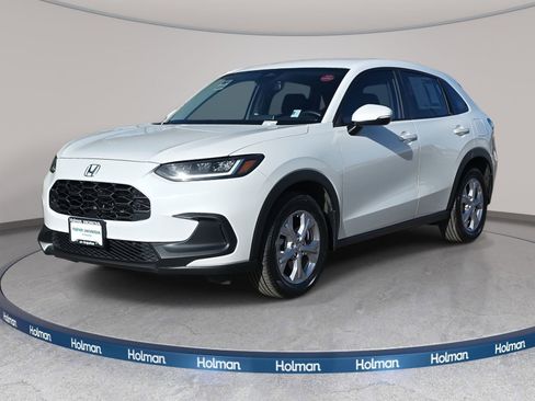 Used 2023 Honda HR-V LX image 1