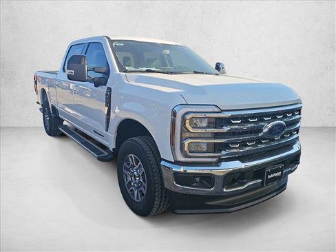 New 2026 Ford F250 Lariat w/ FX4 Off-Road Package AWD/4WD image 7