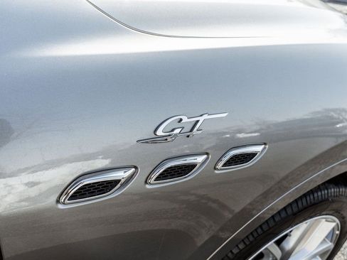 Used 2022 Maserati Levante GT image 4