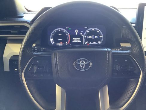 Used 2024 Toyota Tacoma TRD Off-Road image 15