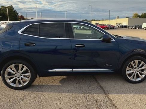 Used 2023 Buick Envision Avenir image 43