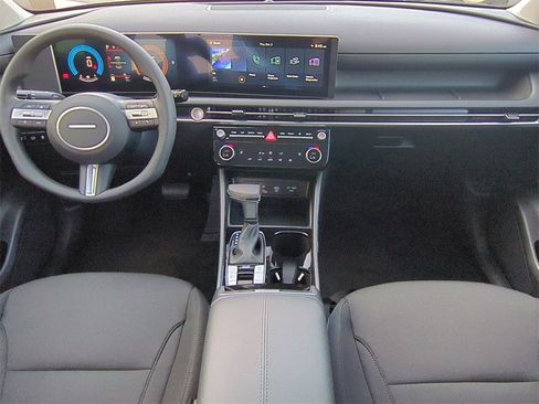 New 2026 Hyundai Tucson SEL image 18