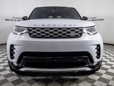 Used 2023 Land Rover Discovery Metropolitan Edition image 6