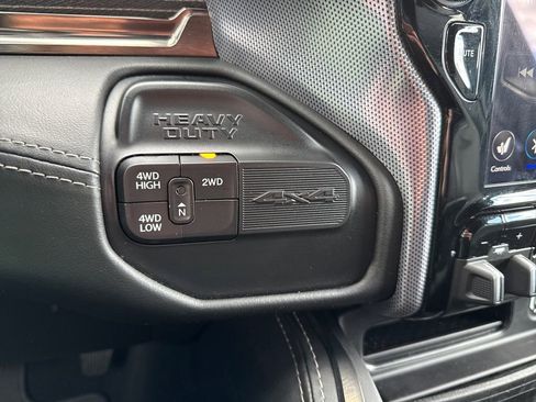 Used 2020 RAM 3500 Limited AWD/4WD image 35