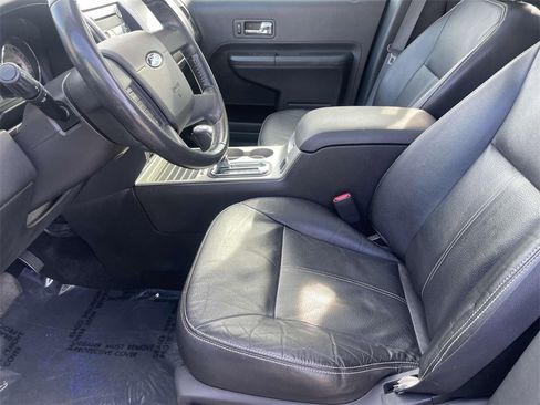 Used 2010 Ford Edge SEL image 22