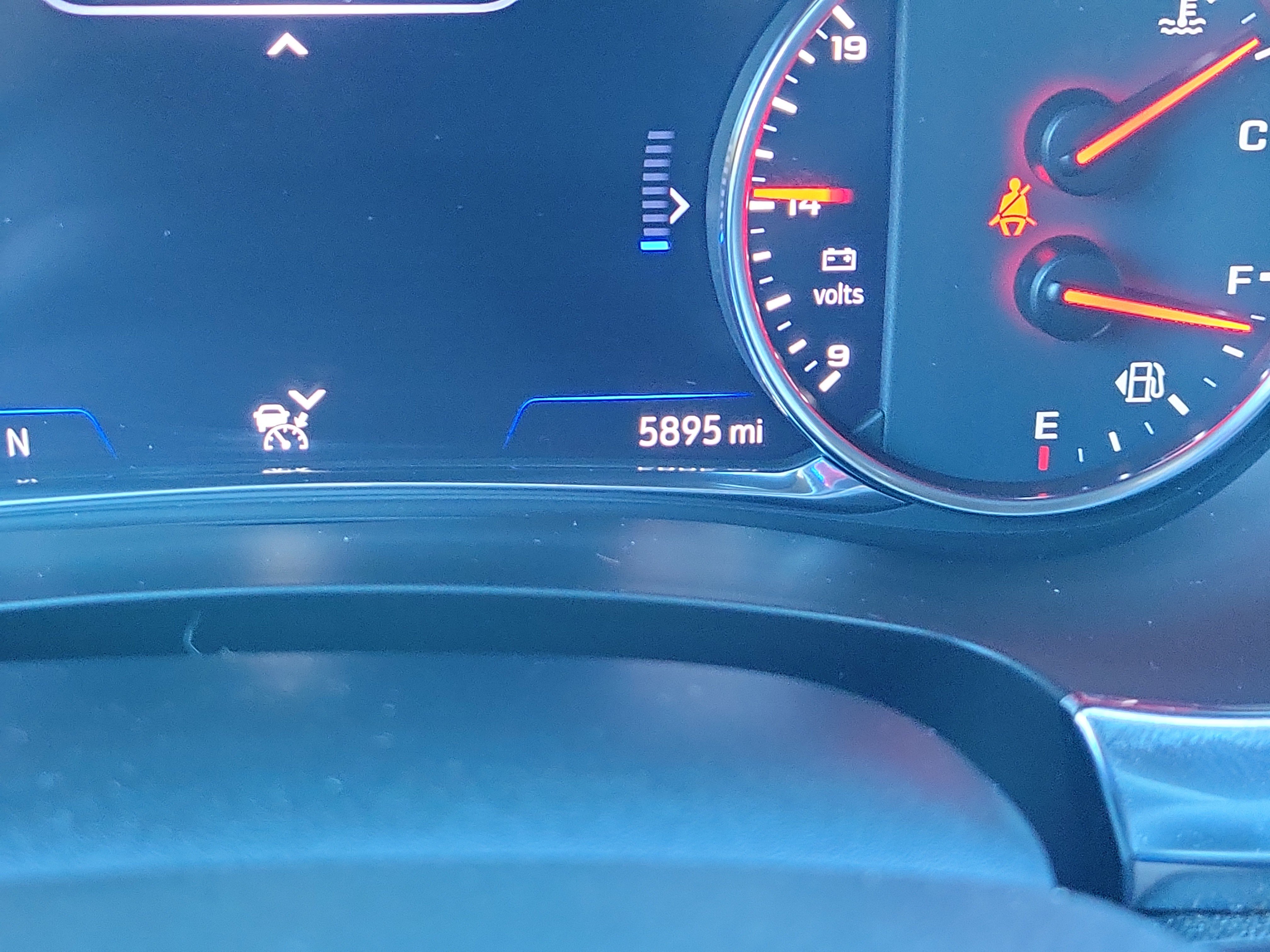 Used 2023 Chevrolet Traverse High Country w/ LPO, Floor Liner Package AWD/4WD image 24