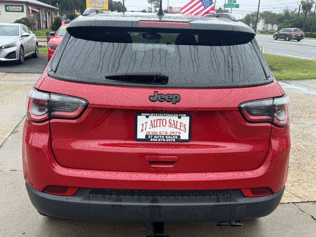 Used 2020 Jeep Compass Latitude FWD image 6