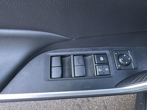 Used 2024 Toyota RAV4 LE AWD/4WD image 12