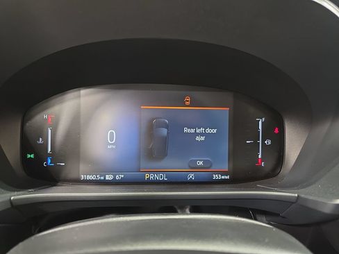 Used 2025 Ford Escape Active AWD/4WD image 18