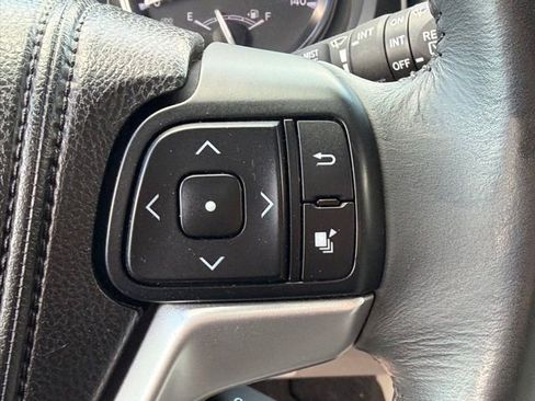 Used 2014 Toyota Highlander XLE AWD/4WD image 15