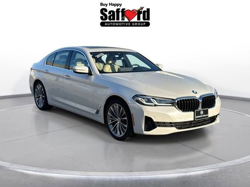 Used 2023 BMW 530i xDrive w/ Premium Package image 10