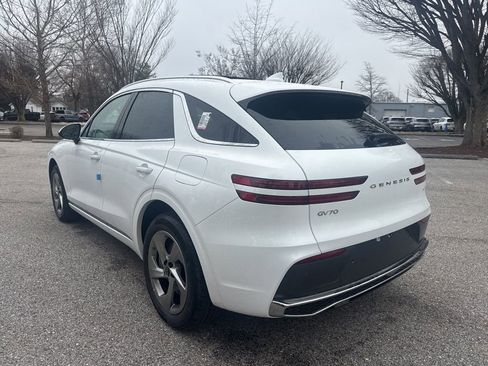 New 2026 Genesis GV70 2.5T Select image 8