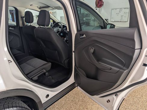 Used 2018 Ford Escape SE AWD/4WD image 15