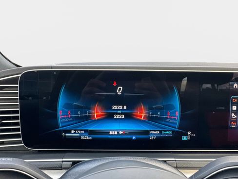 Used 2025 Mercedes-Benz GLE 53 AMG 4MATIC image 31