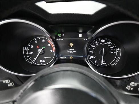 Used 2022 Alfa Romeo Stelvio Veloce image 9