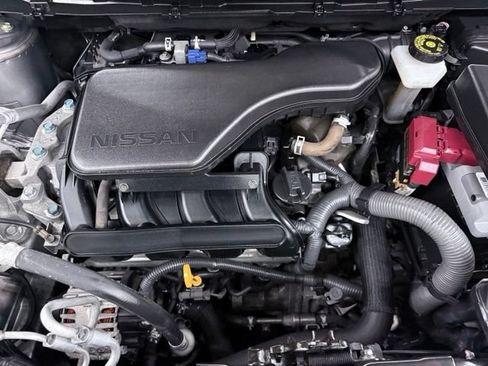 Used 2019 Nissan Rogue Sport SV FWD image 13