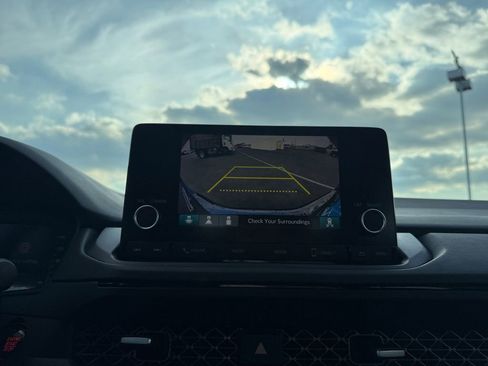 Used 2024 Honda Accord EX image 25