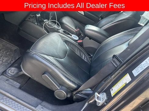 Used 2017 Jeep Wrangler Unlimited Rubicon AWD/4WD image 7