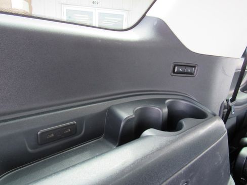 Used 2025 Ford Expedition Active image 45