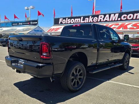Certified 2025 RAM 2500 Big Horn AWD/4WD image 4