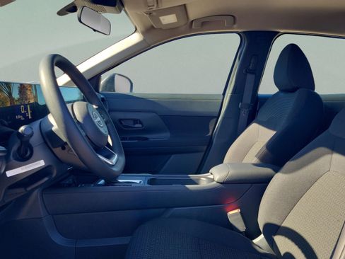 New 2026 Nissan Kicks S image 18