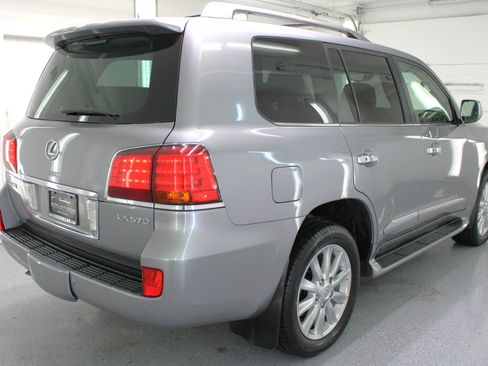 Used 2009 Lexus LX 570 4WD image 10
