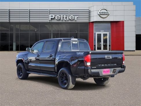 Used 2021 Toyota Tacoma SR w/ SR Convenience Package image 4