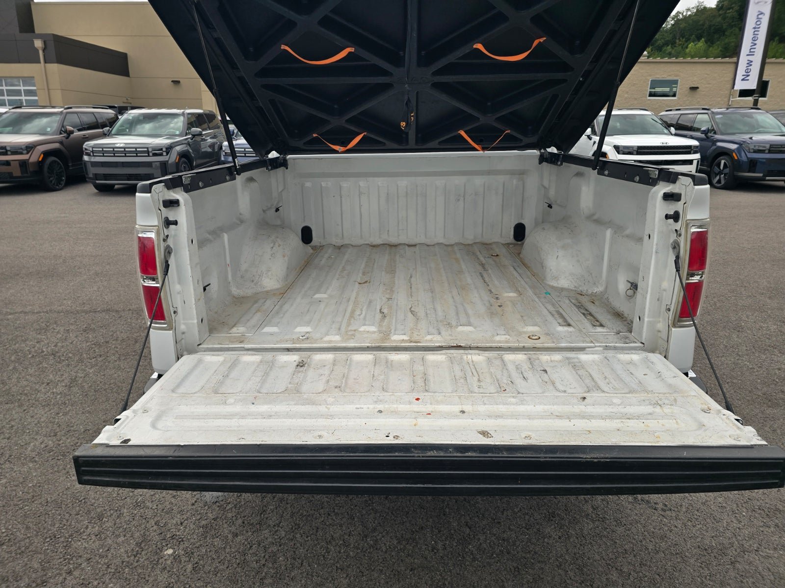 Used 2011 Ford F150 XLT w/ XLT Chrome Pkg RWD image 12