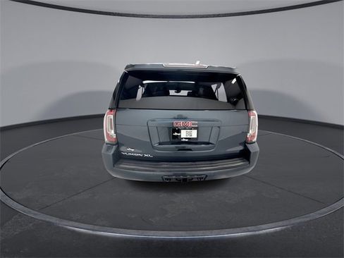 Used 2019 GMC Yukon XL SLT w/ HD Trailering Package image 7