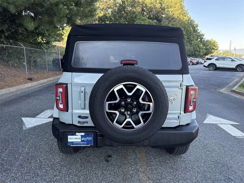 Used 2024 Ford Bronco Outer Banks image 6