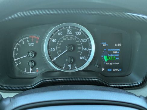 Used 2022 Toyota Corolla LE FWD image 29